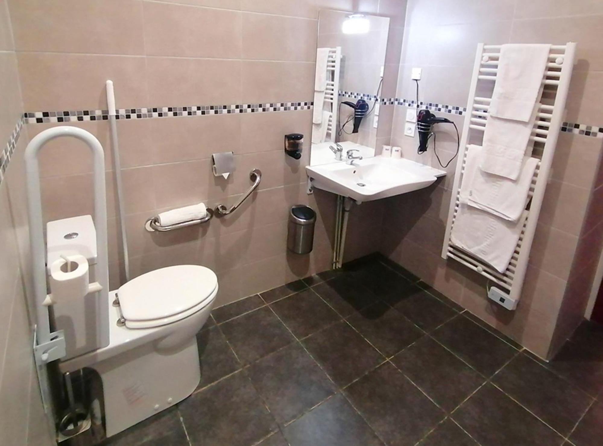 Hotel Le Dormeux Mehun-sur-Yevre المظهر الخارجي الصورة